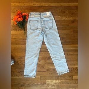 Zara Women’s Straight Jeans